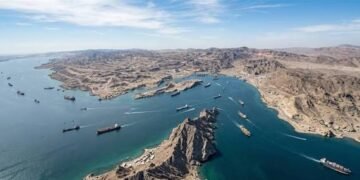 فرنسا تطالب أمريكا وإيران بسرعة فتح مضيق هرمز وإلا الاقتصاد يدفع الثمن