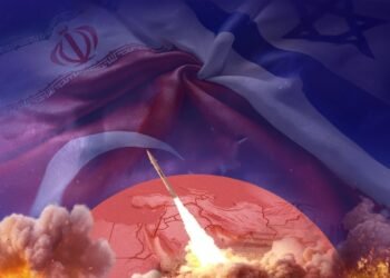 سماع دوي انفجارات في منطقة جزيرة قشم الإيرانية
