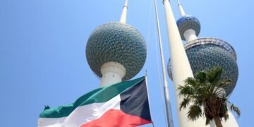 عودة الحركة الجوية لمطار الكويت الدولى بعد ساعات من الهجمات الإيرانية