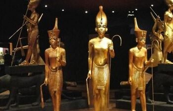 اليونان تعيد آثارا مصرية وتؤكد التزامها بحماية التراث الثقافي