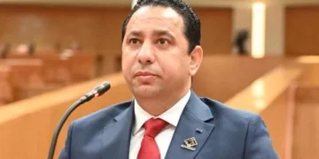 النائب حسام خليل يطالب بتحقيق عاجل في واقعة سقوط مولود بمستشفى بالفيوم