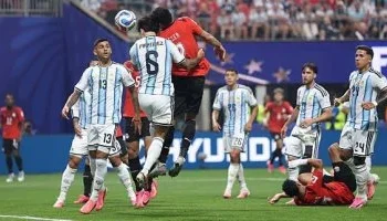 بعد 40دقيقة.. مصر تتقدم أمام الأرجنتين وتألق شوبير يحرم ميسي من التعادل