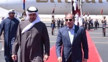 الرئيس السيسي يودّع الشيخ محمد بن زايد بمطار العلمين فى ختام زيارته الأخوية لمصر