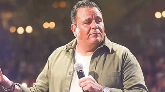 محمد فؤاد يدعم منتخب مصر من حفل نجوم التسعينيات: «معانا رجالة وحوش»