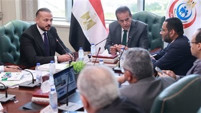 فرنسا تقدم 22 طن أدوية ومستلزمات طبية لدعم رعاية المصابين الفلسطينيين في مصر