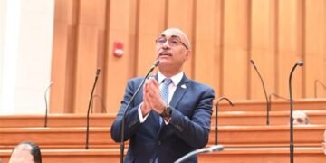 برلماني يحذر من وقف بطاقات التموين: مواطنون حُرموا من الدعم بسبب سيارات ومدارس وهمية