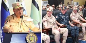 وزير الدفاع يشهد الرماية الصاروخية الليلية لقوات الدفاع الجوي