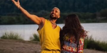 أحمد سعد يشوّق جمهوره لأغنية “كدا كدا” بمفاجأة إسبانية وهوية غامضة لشريكته