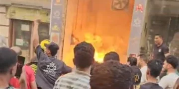 مصرع شخص في حريق مطعم بالبحيرة بالتزامن مع أول يوم افتتاح