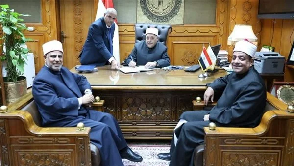 وكيل الأزهر يعتمد نتيجة الشهادة الثانوية الأزهرية