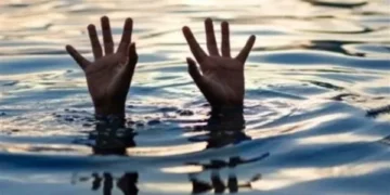 اصطدمت رأسه بأرضية حمام السباحة.. وفاة المنتج ياسر صبحي داخل نادي دجلة