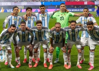 بعد جدل مباراتهم مع الفراعنة.. الأرجنتين تطلب ارتداء الشارات السوداء!