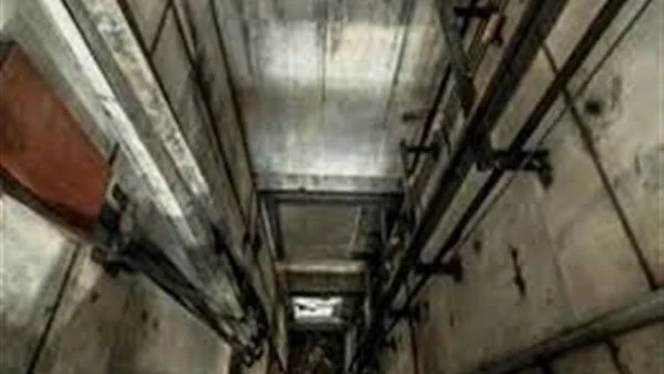مصرع طفل بعد انحشار رأسه بين المصعد وحائط عقار في إمبابة بالجيزة