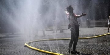 هولندا تسجل 911 حالة وفاة إضافية خلال موجة حر قياسية