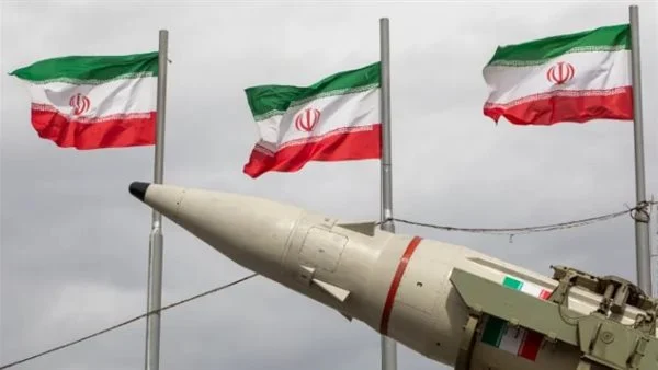 إيران تحذر من اتساع رقعة الحرب بعد اتهام واشنطن بفرض حصار بحري