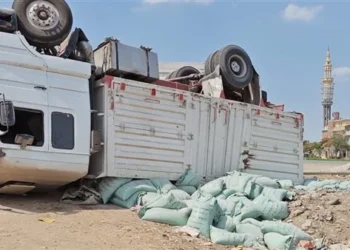 انقلاب سيارة دقيق بطريق طنطا وإصابة شخصين