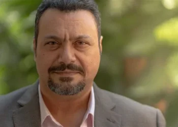 مراد مكرم: لو كسبنا الأرجنتين هقف أوزع شربات في الميدان