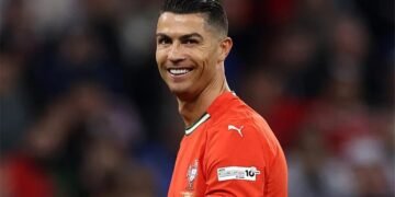 مفاجأة.. كريستيانو رونالدو يعتزل دوليًا في هذا الموعد