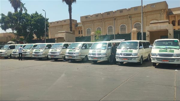 محافظ الجيزة يوافق على ترخيص 115 سيارة أجرة إضافية لدعم خدمات النقل بمراكز ومدن جنوب المحافظة