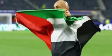 إسرائيليون يهاجمون حسام حسن بسبب علم فلسطين ويشجعون الأرجنتين ضد مصر