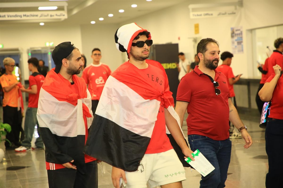 جماهير مصر تستقل المونوريل لدعم المنتخب في مواجهة أستراليا ‏(صور‏)