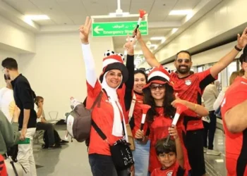 جماهير مصر تستقل المونوريل لدعم المنتخب في مواجهة أستراليا ‏(صور‏)