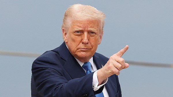 ترامب يترك وصيته: إذا اغتالتني إيران.. اقصفوها بلا رحمة