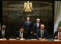 رئيس الوزراء يشهد توقيع 3 عقود لتقديم خدمات التخزين والتداول داخل المنطقة الاقتصادية لقناة السويس