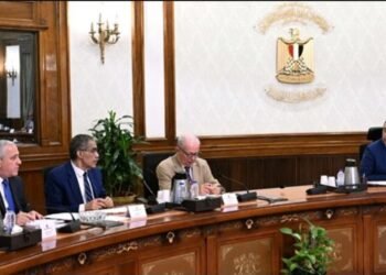رئيس الوزراء يتابع ملف تسوية مديونية المؤسسات الصحفية القومية
