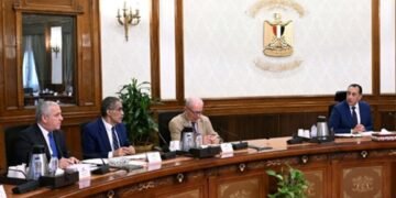 رئيس الوزراء يتابع ملف تسوية مديونية المؤسسات الصحفية القومية