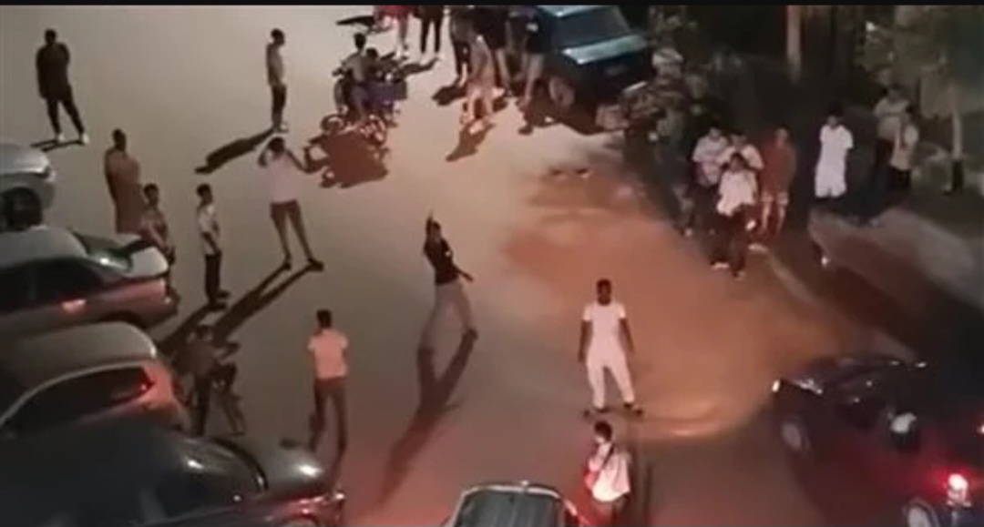 فحص فيديو متداول لمشاجرة بين عدد من الأشخاص في حدائق الأهرام