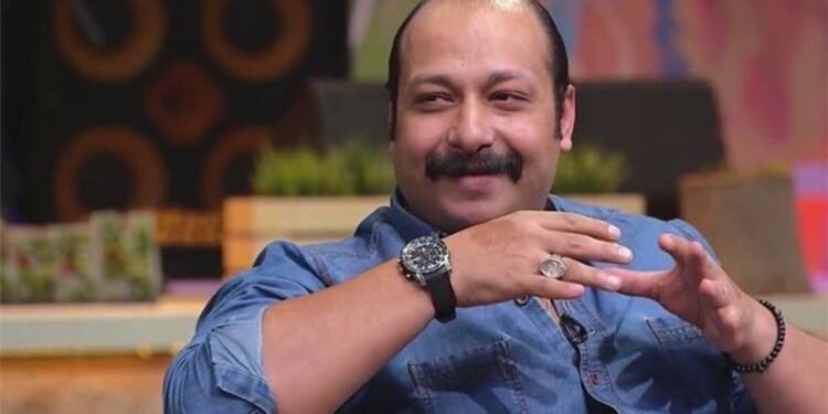 محمد ثروت لـ مصطفى شوبير: يا فرحة أبوك بيك