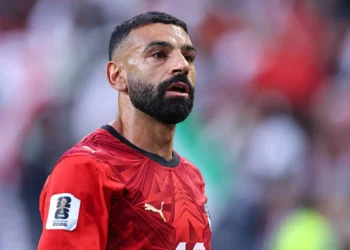 محمد صلاح: كبرت على الانسياق وراء السوشيال ميديا.. وبناتي على وش جواز