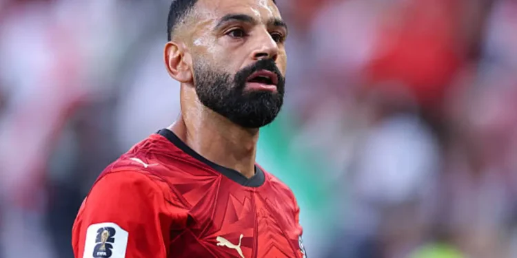 محمد صلاح: كبرت على الانسياق وراء السوشيال ميديا.. وبناتي على وش جواز
