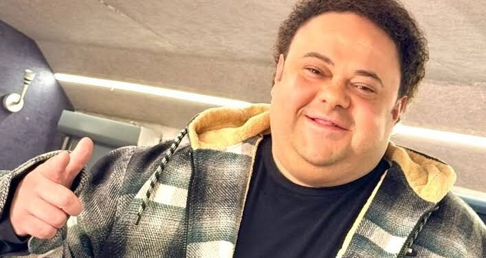 الفنان مدحت تيخا يتهم المنتج عوض ماهر بتحرير شيك بدون رصيد