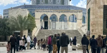 اقتحام الأقصى.. تصعيد إسرائيلي يشمل اعتقالات وإغلاق طرق