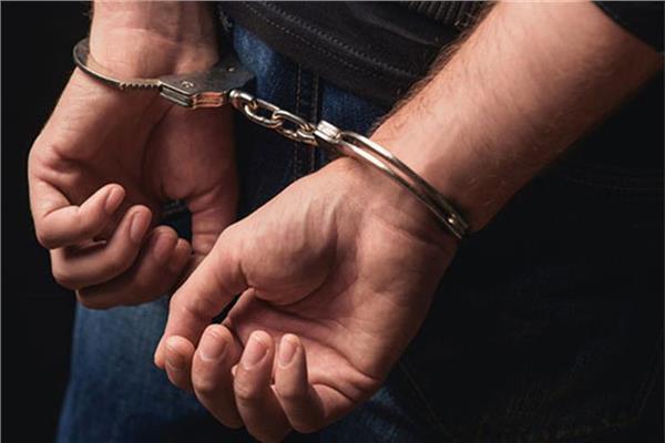 حبس شقيقين 15 يوما في واقعة مقتل زوجة واثنين آخرين بسوهاج