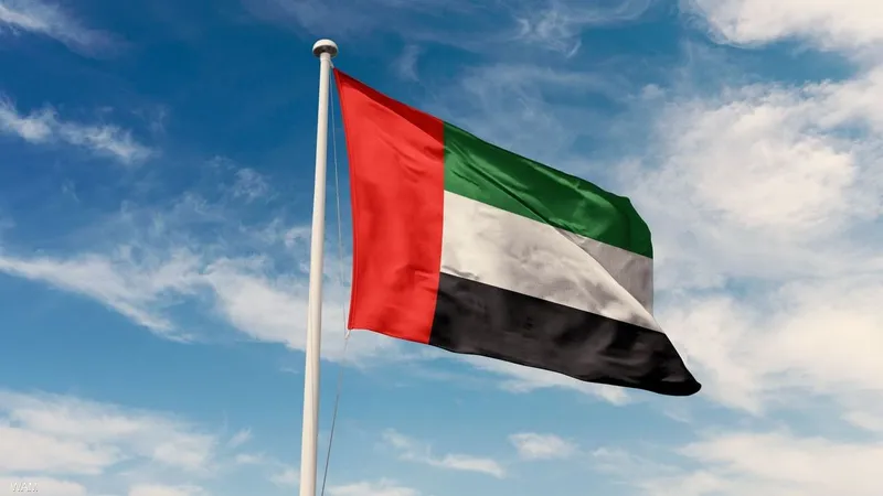 بعد تصاعد التوترات.. الإمارات توقف التعاملات مع إيران