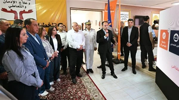 رئيس الوزراء يشيد بخدمات مراكز العزيمة ويوجه بتعميم التجربة بالمحافظات