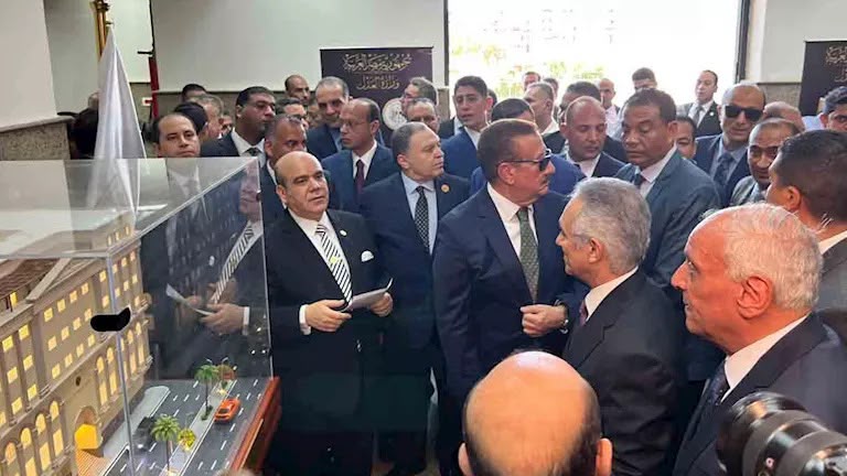 وزير العدل ومحافظ بورسعيد يفتتحان مجمع محاكم بورفؤاد الجديد