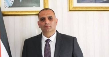 بعد منع دخوله الضفة.. اعتقال وزير شؤون القدس عقب اقتحام منزله