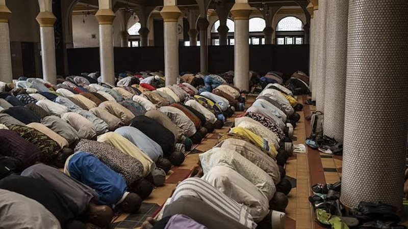 اختطاف أكثر من 60 مصليًا من مسجد في نيجيريا أثناء صلاة الجمعة