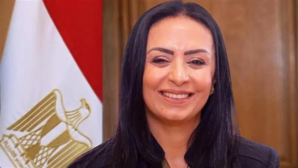 مايا مرسي توجه بصرف مساعدات عاجلة لأسر ضحايا حادث انقلاب ميكروباص بنفق الودي