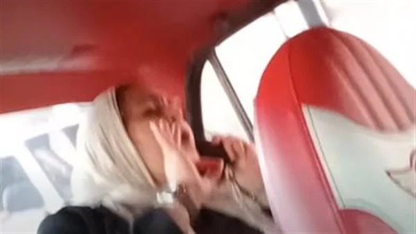 فيديو متداول لسيدة تتعدى على سائق تاكسي.. والأمن يتحرك لكشف الحقيقة