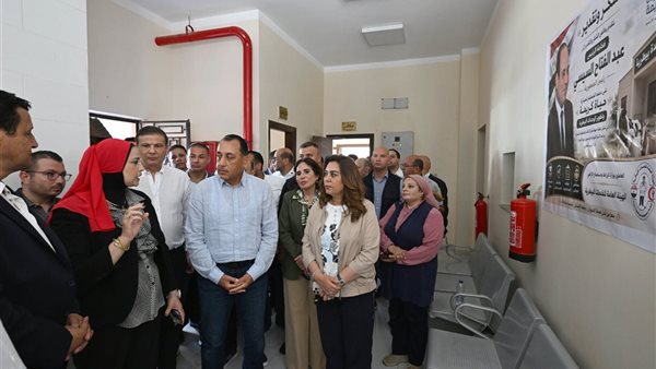 يضم 9 جهات خدمية.. مدبولي يفتتح مجمع الخدمات الحكومية بسندبسط في زفتى