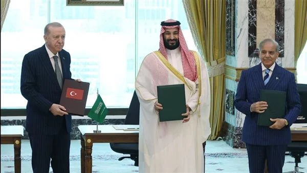 أي اعتداء على دولة هو اعتداء على الجميع”.. تفاصيل اتفاقية مكة للدفاع المشترك بين السعودية وتركيا وباكستان