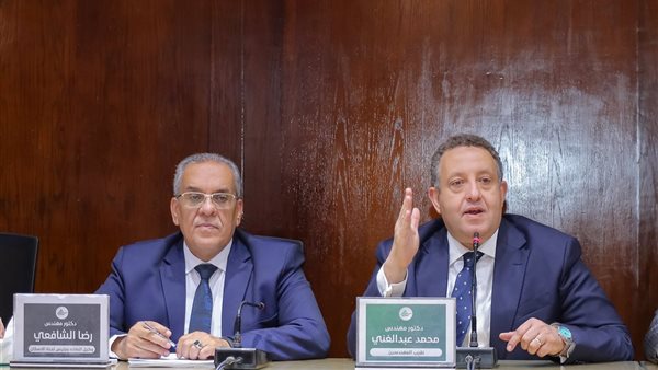 نقيب المهندسين يطالب بتشديد شروط القبول بكليات الهندسة