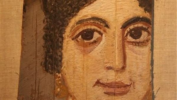 بورتريه من زمن الرومان.. متحف الغردقة يعرض ملامح سيدة من «الفيوم»
