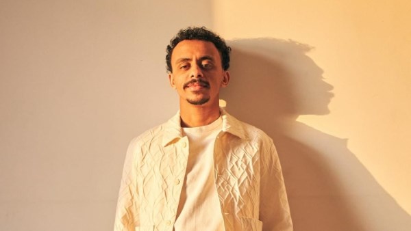 كزبرة يكشف سر تقديم شخصياته في «محمود التاني»