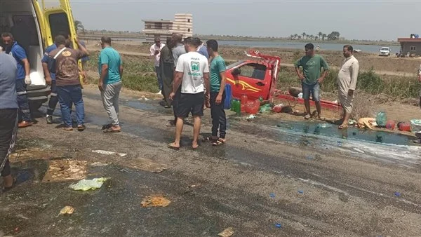ارتفاع ضحايا انقلاب سيارة عمال بالطريق الصحراوي الشرقي إلى 7 وفيات و7 مصابين